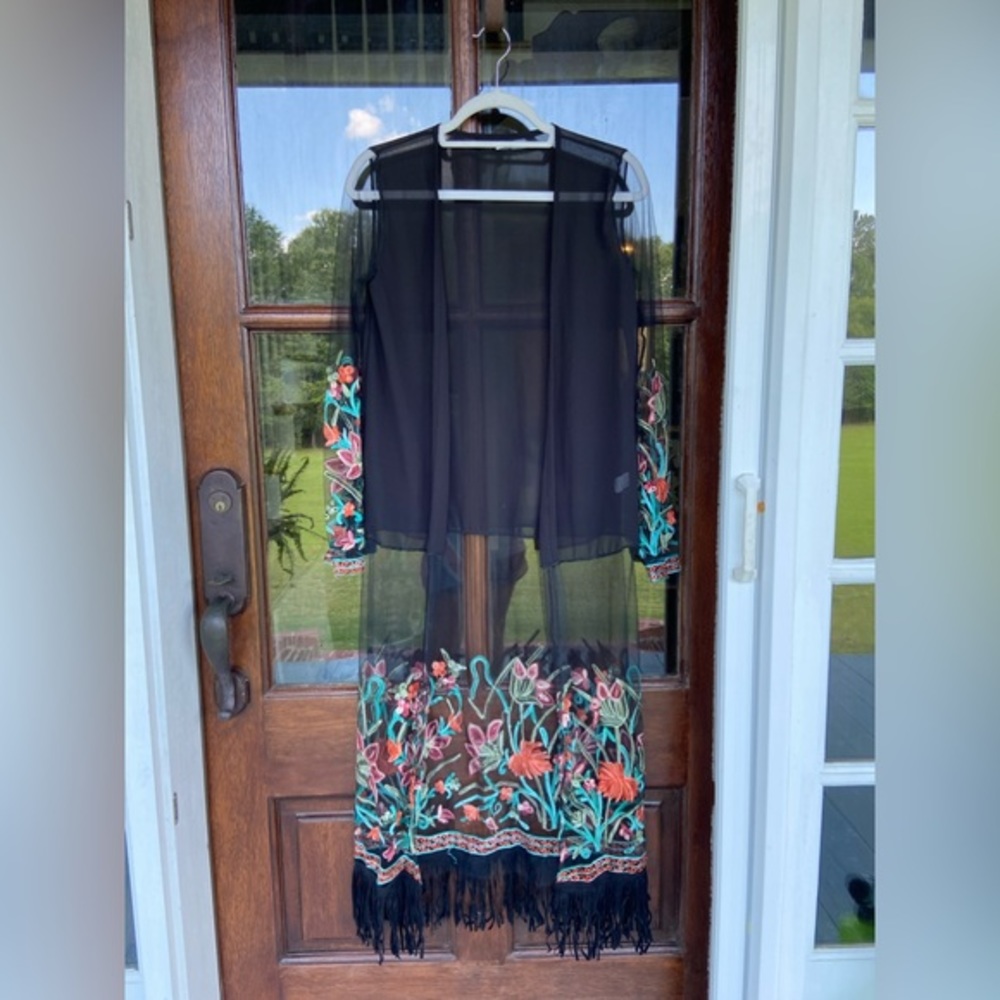 Black sheer embroidered kimono with fringe. Fabulous boho festival western (M)‎